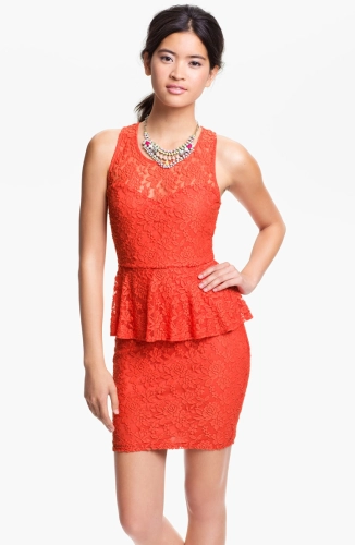 party-looks-for-women-peplum-dress